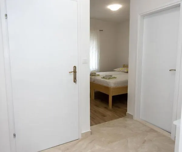 Oleander * Σπλιτ